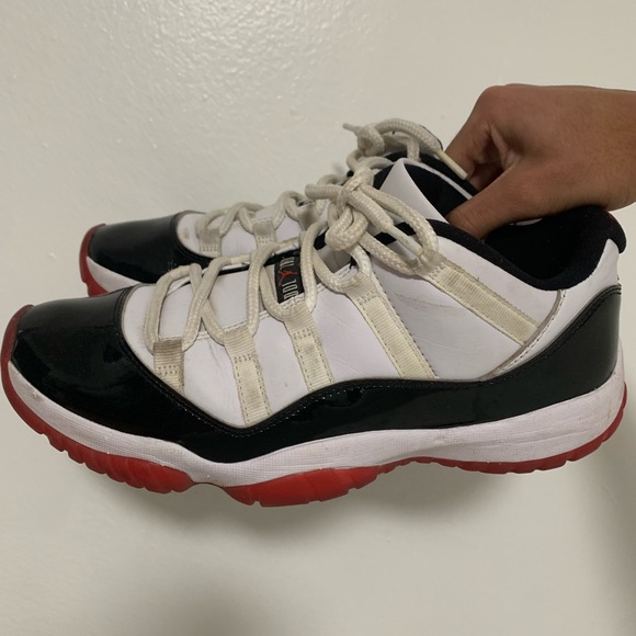 Concord bred Jordan 11 size 10 - Picture 6 of 10